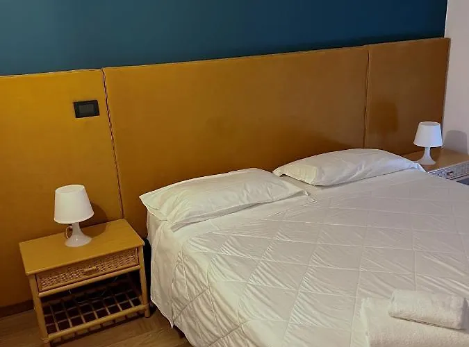 Апарт-отель Front