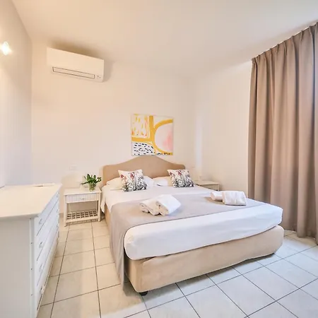 Front Appart hôtel Bardolino