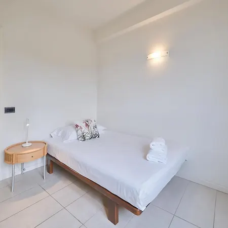 Appart hôtel Front 4*