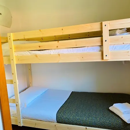 Front Aparthotel *