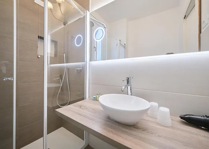 Front 4* バルドリーノ