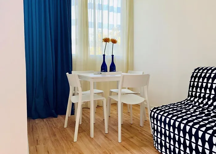 Front アパートホテル バルドリーノ